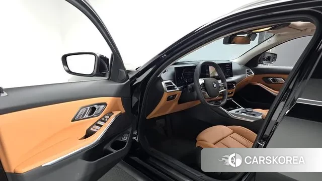 BMW 3 Series (G20) 2025 Черный из Кореи, фото 3