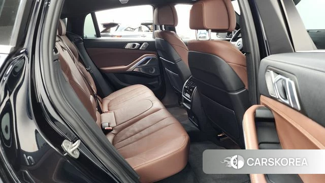 BMW X6 (G06) 2021 Черный из Кореи, фото 3