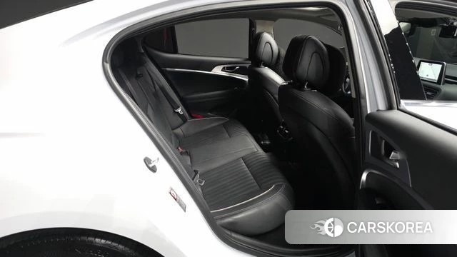 Genesis G70 2019 Белый из Кореи, фото 3