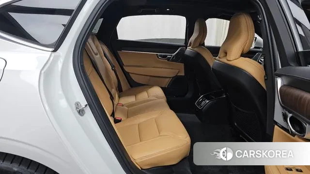 Volvo S90 2023 Белый из Кореи, фото 3