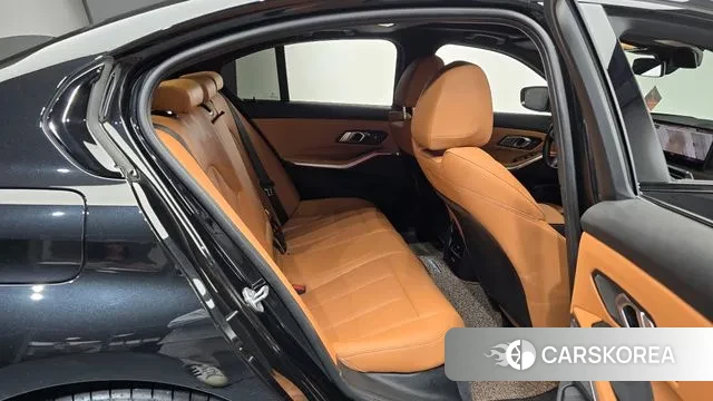 BMW 3 Series (G20) 2024 Черный из Кореи, фото 3