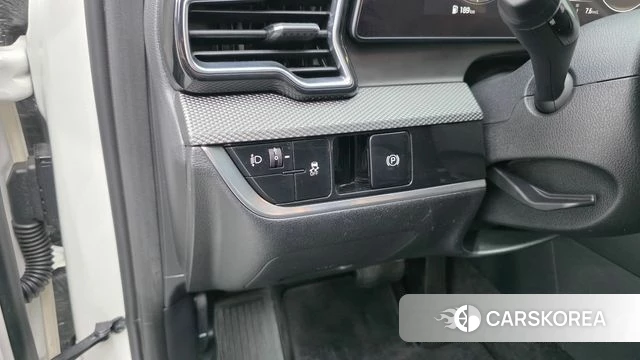 Kia Sportage 5th Generation 2021 Белый из Кореи, фото 3