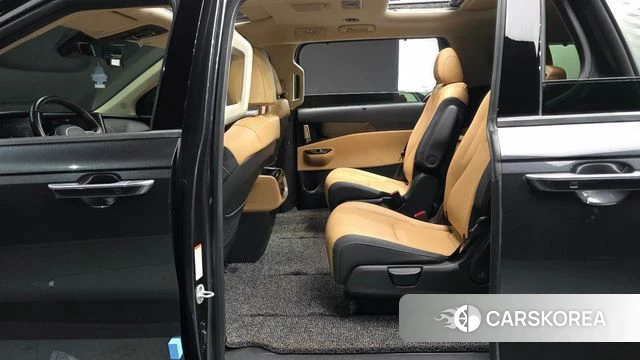 Kia Carnival 4th generation 2022 Серый из Кореи, фото 3