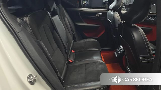 Volvo XC40 2021 Белый из Кореи, фото 3