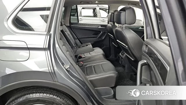 Volkswagen Tiguan second Generation 2020 Серый из Кореи, фото 3