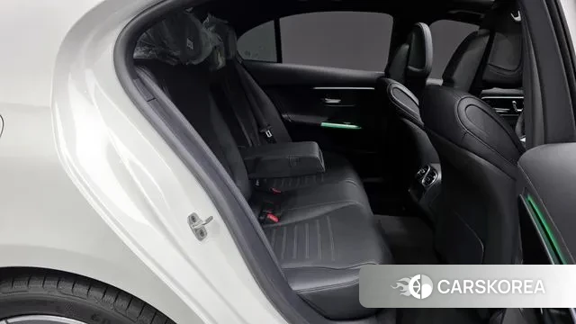 Mercedes-Benz C-Class W206 2025 Белый из Кореи, фото 3