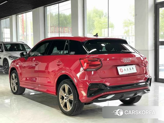 Audi Q2L 2022 Красный из Китая, фото 3