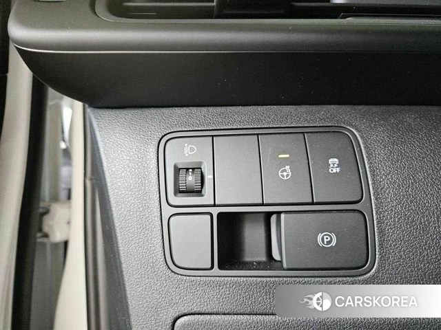 Hyundai Staria 2025 Белый из Кореи, фото 3