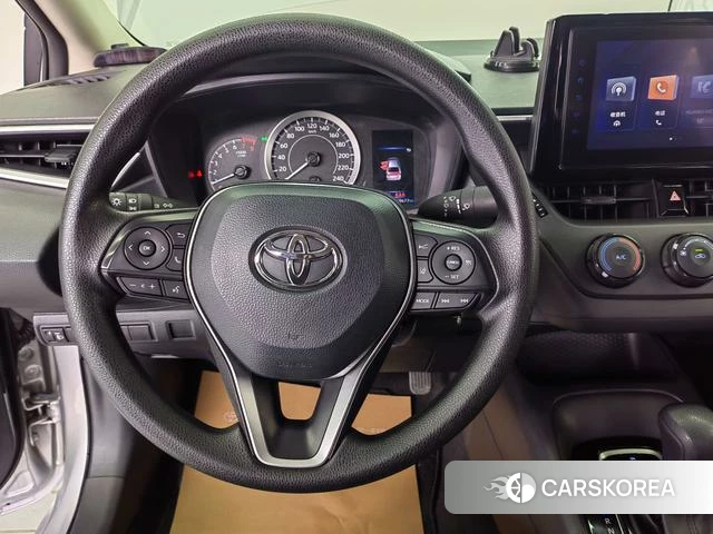 Toyota Corolla 2023 Серебристо-серый из Китая, фото 3