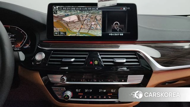 BMW 5 Series (G30) 2021 Черный из Кореи, фото 3