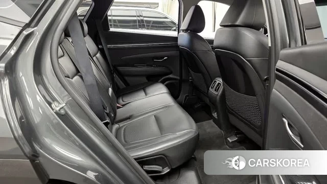 Hyundai Tucson (NX4) 2023 Темно-зеленый из Кореи, фото 3