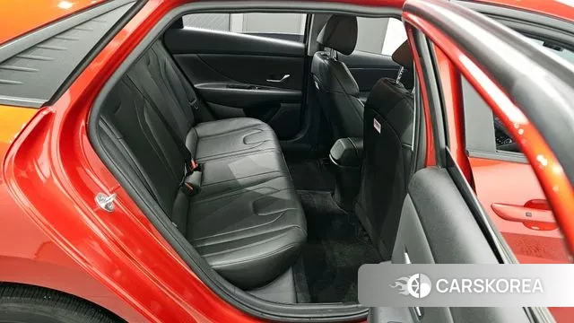 Hyundai Avante (CN7) 2021 Красный из Кореи, фото 3