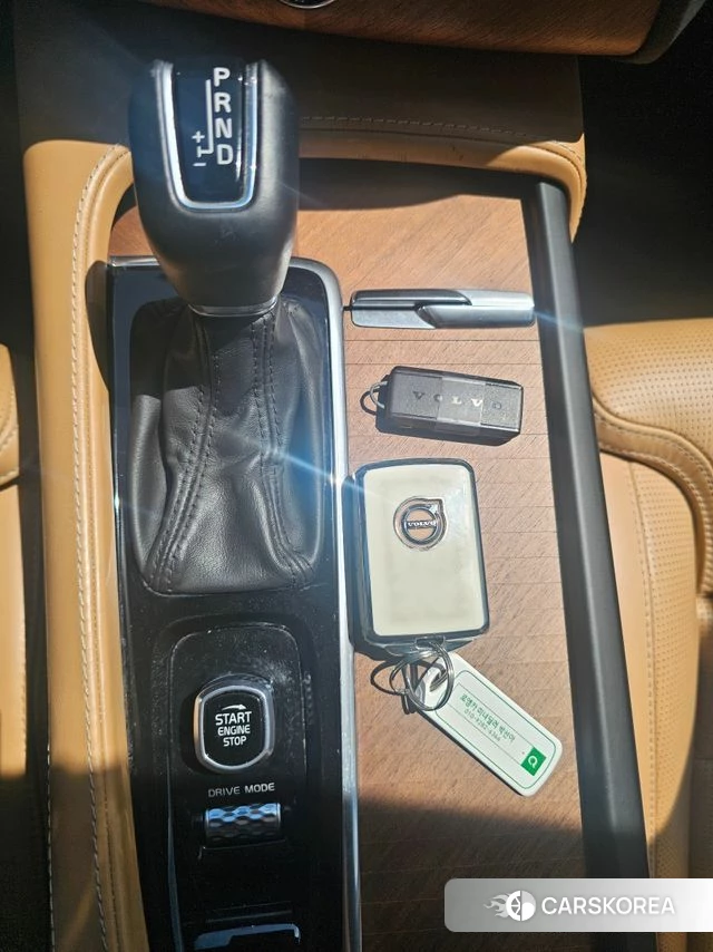 Volvo XC90 second Generation 2019 Черный из Кореи, фото 3
