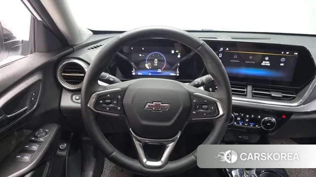 Chevrolet (GM Daewoo) Trax Crossover 2024 Белый из Кореи, фото 3