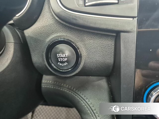 Renault Korea (Samsung) The New QM6 2021 Жемчужный цвет из Кореи, фото 3