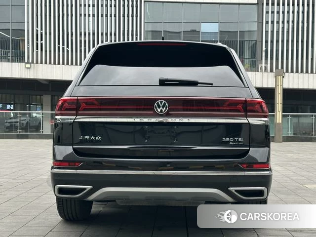 Volkswagen Tourang 2023 Черный из Китая, фото 3