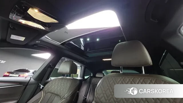 BMW 6 Series GT (G32) 2022 Белый из Кореи, фото 3