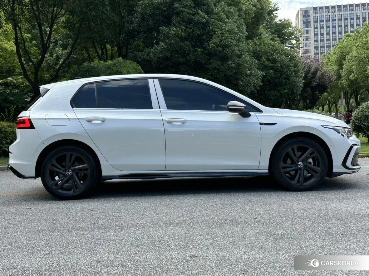 Volkswagen Golf 2020 Белый из Китая, фото 3
