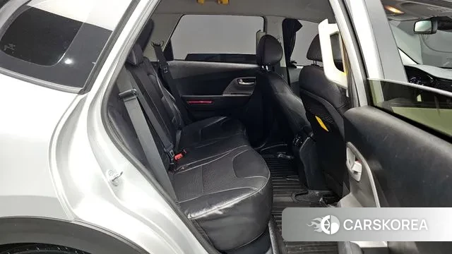 Kia Niro Plus 2023 Серебряный из Кореи, фото 3