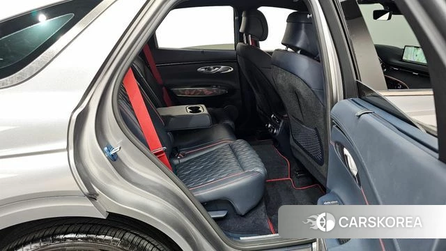 Genesis GV70 2021 Серебряный из Кореи, фото 3