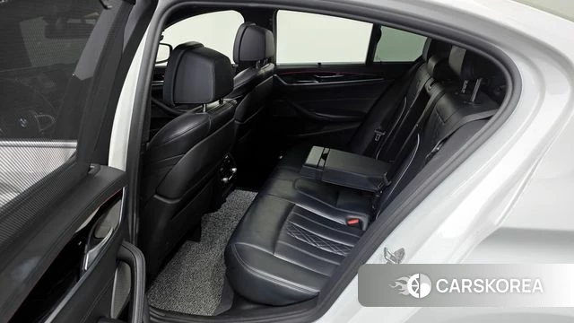 BMW 5 Series (G30) 2020 Белый из Кореи, фото 3