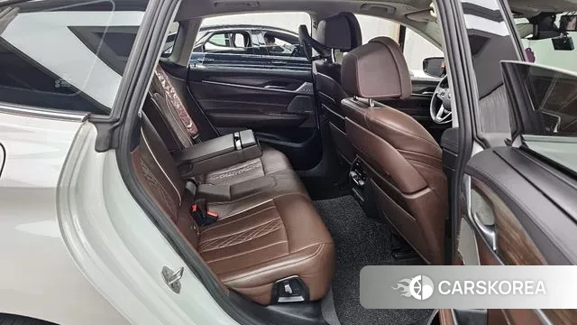 BMW 6 Series GT (G32) 2018 Белый из Кореи, фото 3