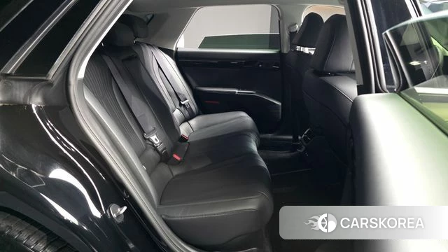 Hyundai Grandeur Hybrid (GN7) 2023 Черный из Кореи, фото 3