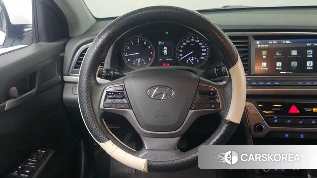 Hyundai Avante AD 2018 Белый из Кореи, фото 3