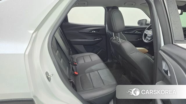 Chevrolet (GM Daewoo) Trailblazer 2022 Белый из Кореи, фото 3