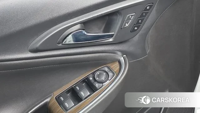 Chevrolet (GM Daewoo) The New Malibu 2020 Белый из Кореи, фото 3