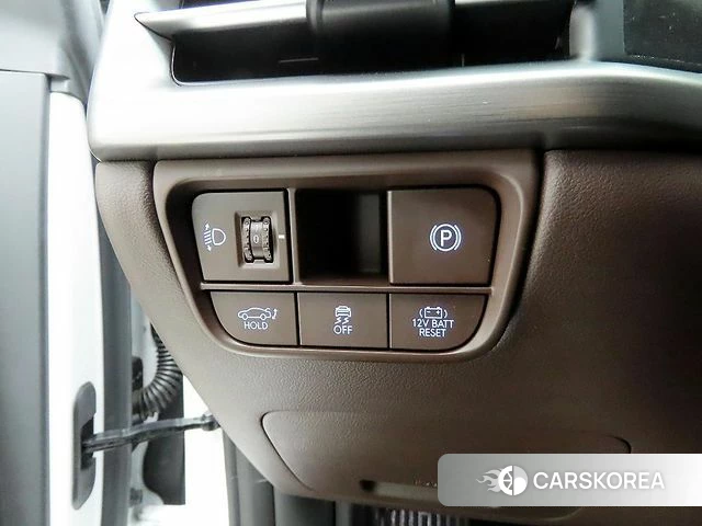 Hyundai Grandeur Hybrid (GN7) 2023 Белый из Кореи, фото 3