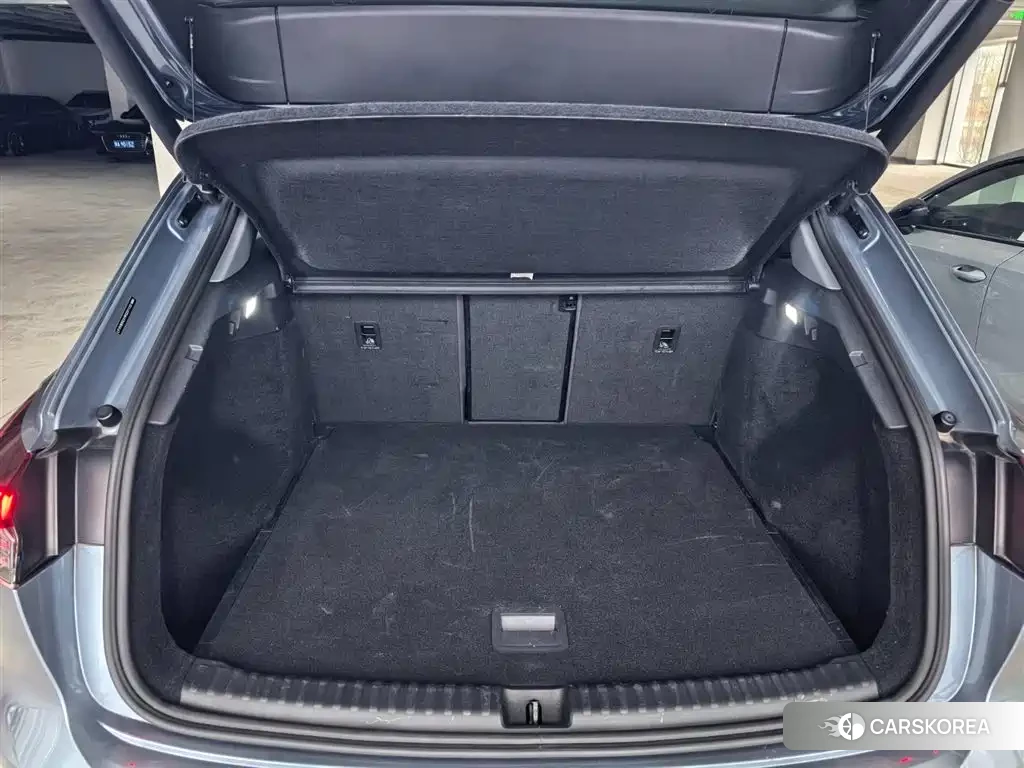 Audi Q4 e-tron 2024 Синий из Китая, фото 3