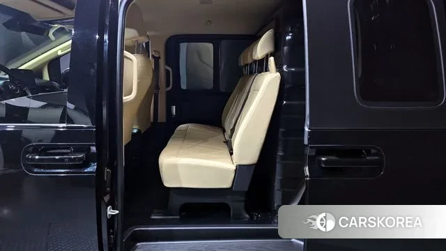 Hyundai Staria 2024 Черный из Кореи, фото 3