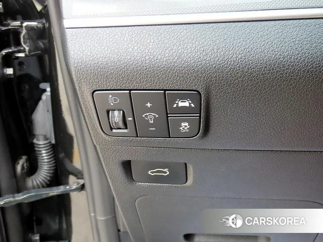 Kia K5 3rd generation 2022 Черный из Кореи, фото 3