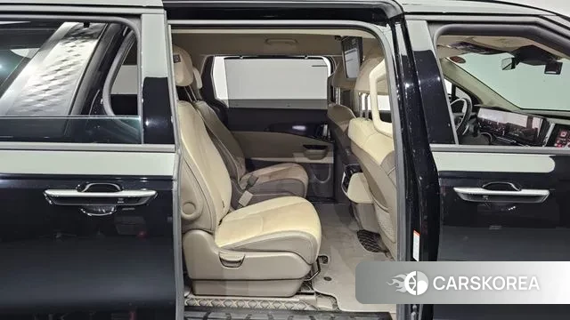Kia Carnival 4th generation 2022 Черный из Кореи, фото 3