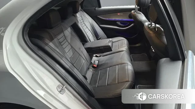 Mercedes-Benz E-Class W213 2018 Белый из Кореи, фото 3