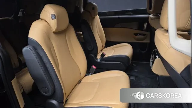 Kia Carnival 4th generation 2022 Черный из Кореи, фото 3