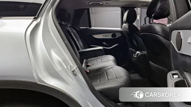 Mercedes-Benz GLC-Class X253 2018 Серебряный из Кореи, фото 3