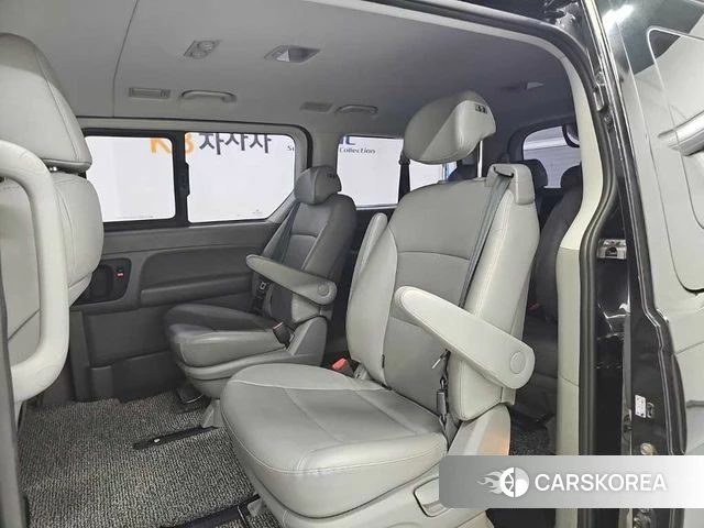 Hyundai The New Grand Starex 2018 Черный из Кореи, фото 3
