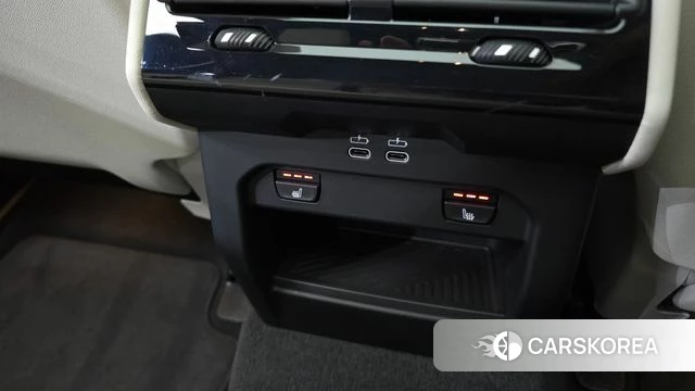 BMW 5 Series (G60) 2024 Белый из Кореи, фото 3
