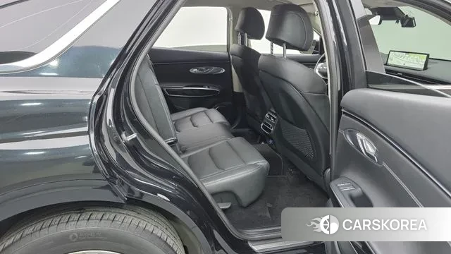 Genesis GV70 2022 Черный из Кореи, фото 3