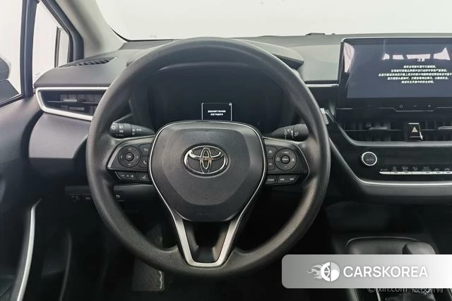 Toyota Corolla 2024 Белый из Китая, фото 3