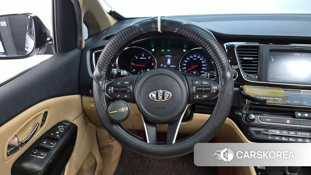 Kia The New Carnival 2018 Белый из Кореи, фото 3
