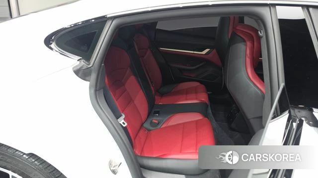 Porsche Taycan 2021 Белый из Кореи, фото 3