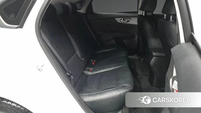 Kia Come New K3 2021 Белый из Кореи, фото 3