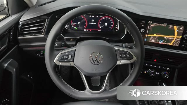 Volkswagen 7th Generation of Jetta 2024 Белый из Кореи, фото 3