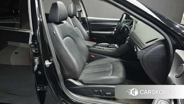 Hyundai Sonata (DN8) 2019 Черный из Кореи, фото 3