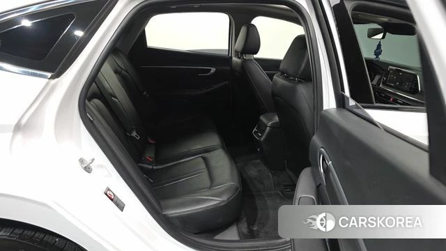 Hyundai Sonata (DN8) 2022 Белый из Кореи, фото 3