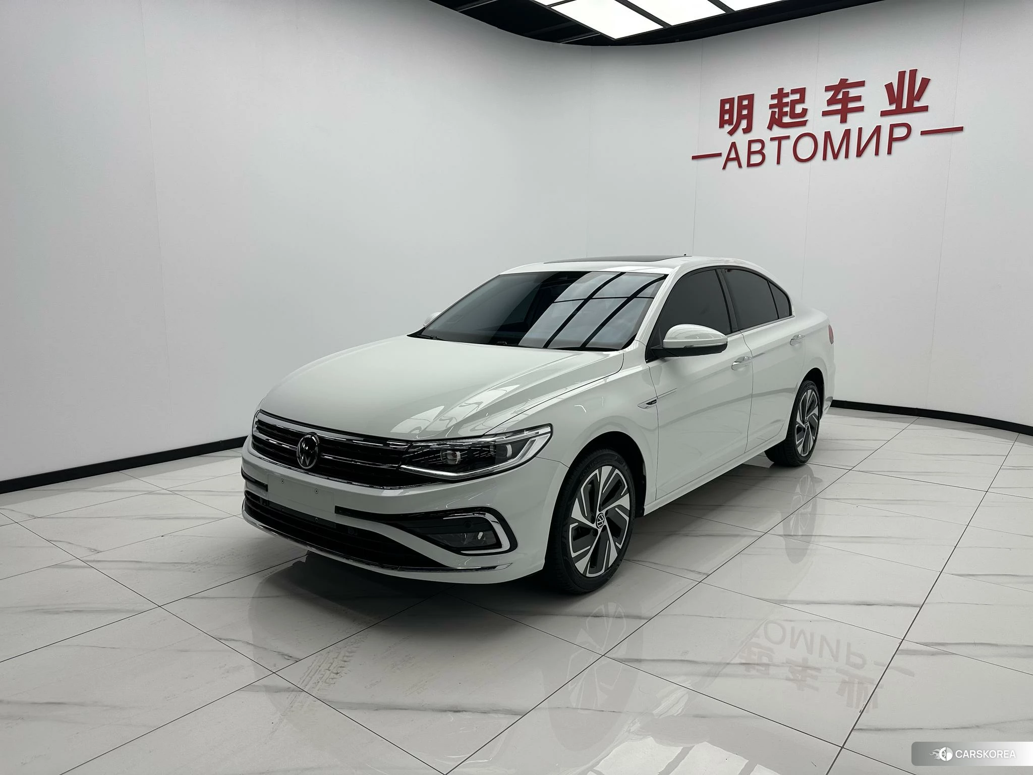 Volkswagen Bora 2022 Белый из Китая, фото 3