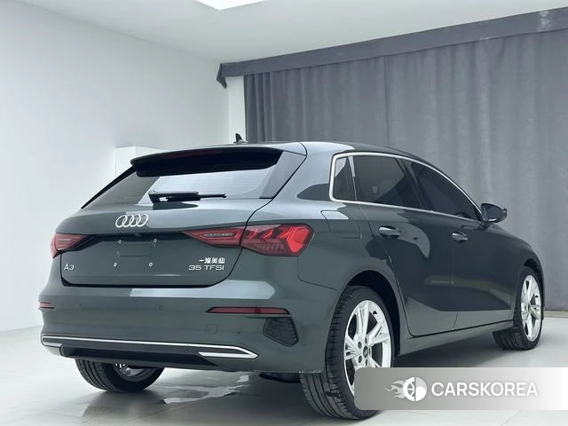 Audi A3 2023 Зеленый из Китая, фото 3
